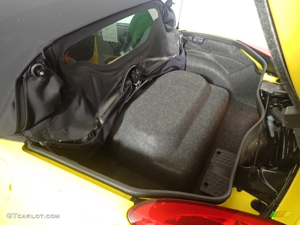 2008 Solstice GXP Roadster - Mean Yellow / Ebony photo #12