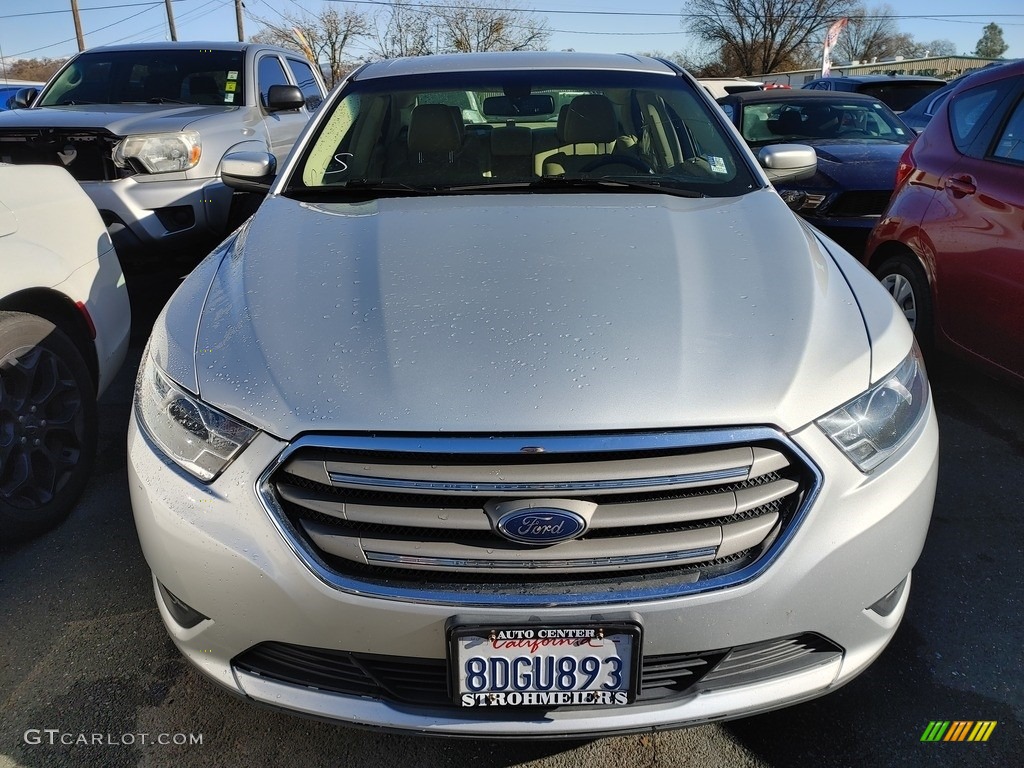 2018 Taurus SEL - Ingot Silver / Charcoal Black photo #2