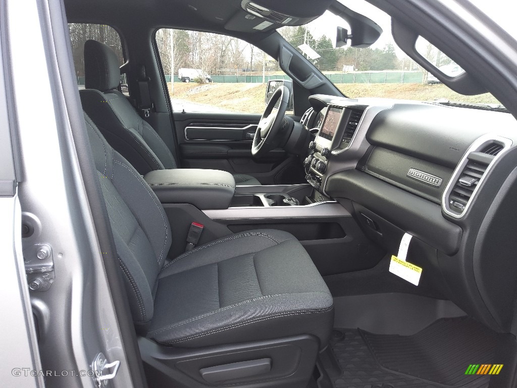 2022 Ram 1500 Big Horn Crew Cab 4x4 Front Seat Photo #143503025