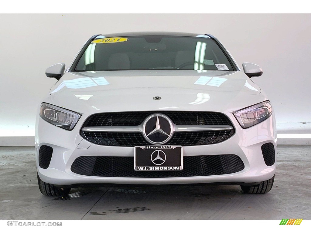 2020 A 220 Sedan - Digital White Metallic / Macchiato Beige photo #2