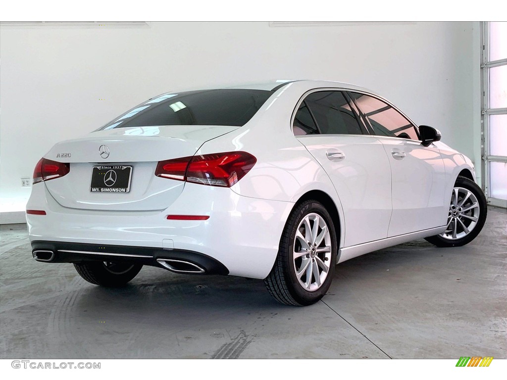 2020 A 220 Sedan - Digital White Metallic / Macchiato Beige photo #13