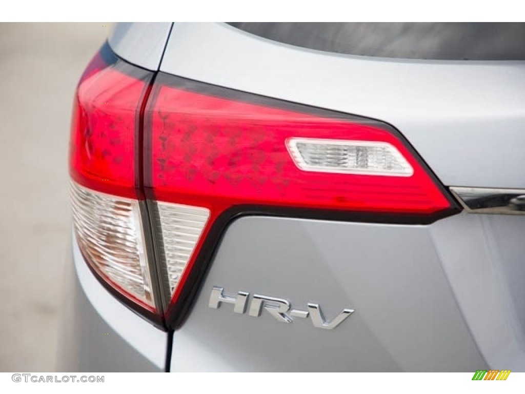 2022 HR-V EX - Lunar Silver Metallic / Gray photo #6