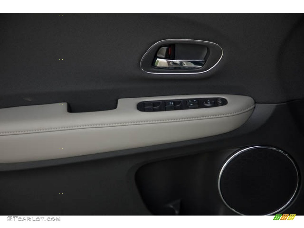 2022 HR-V EX - Lunar Silver Metallic / Gray photo #32