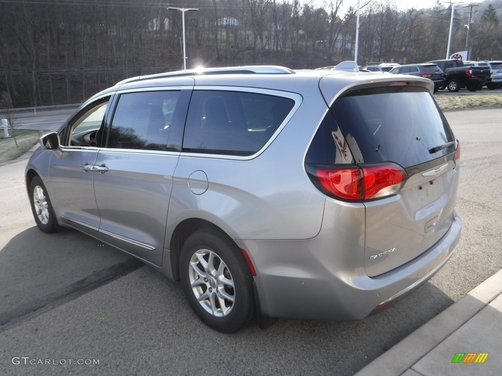 2020 Pacifica Touring L - Billet Silver Metallic / Alloy/Black photo #18