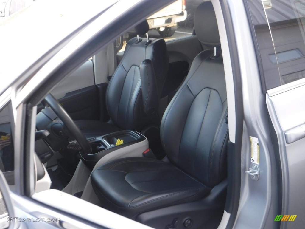 2020 Pacifica Touring L - Billet Silver Metallic / Alloy/Black photo #25
