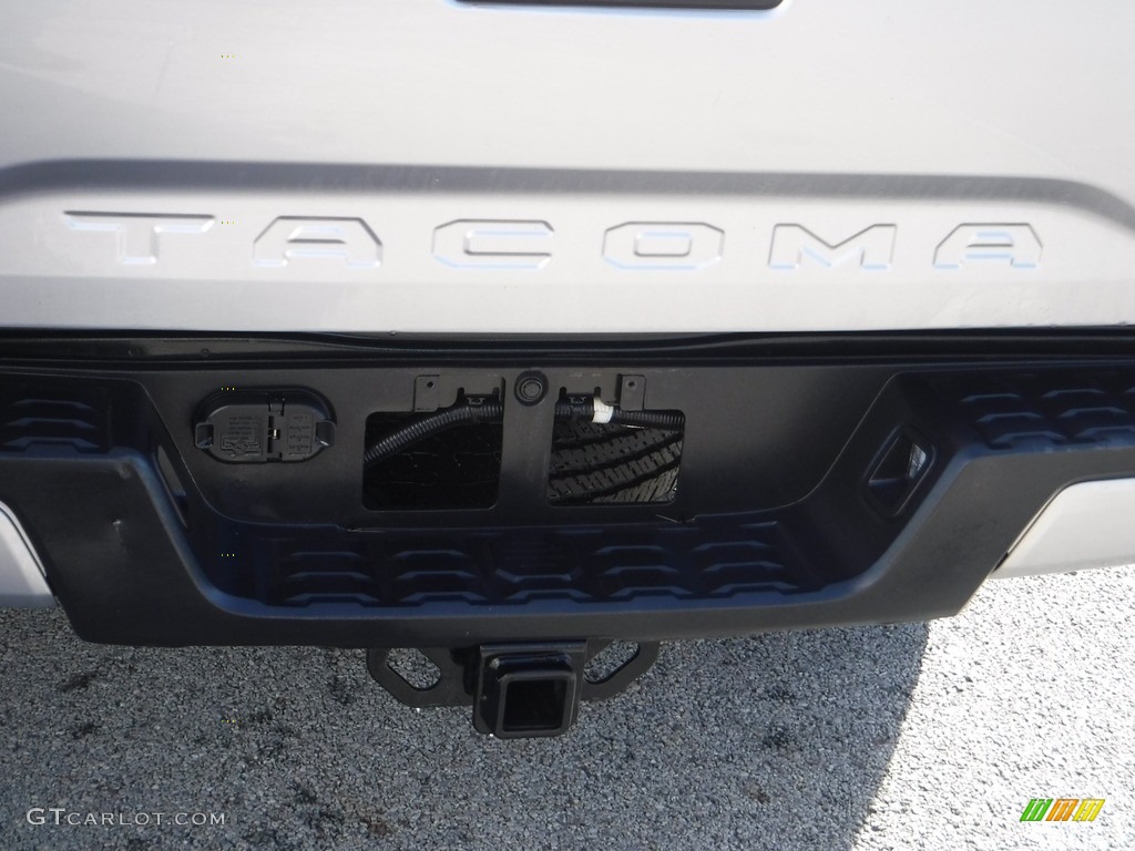 2020 Tacoma SR Double Cab 4x4 - Silver Sky Metallic / Cement photo #16