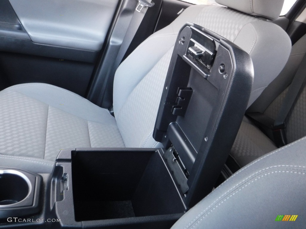 2020 Tacoma SR Double Cab 4x4 - Silver Sky Metallic / Cement photo #27