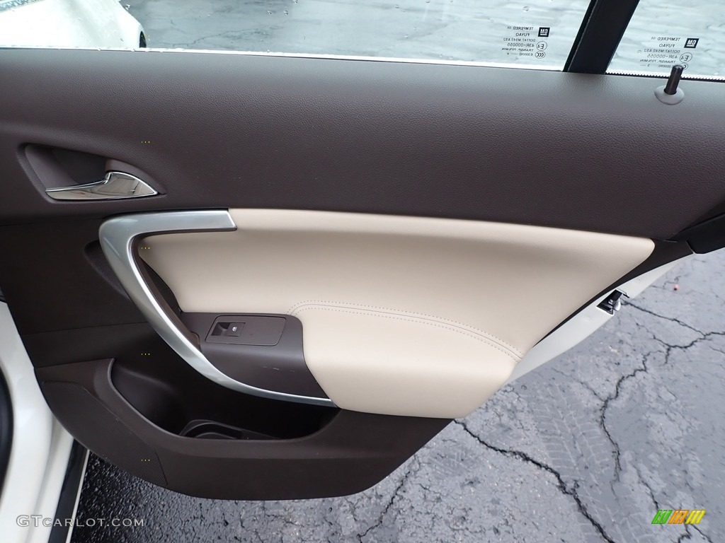 2014 Buick Regal AWD Light Neutral Door Panel Photo #143514591