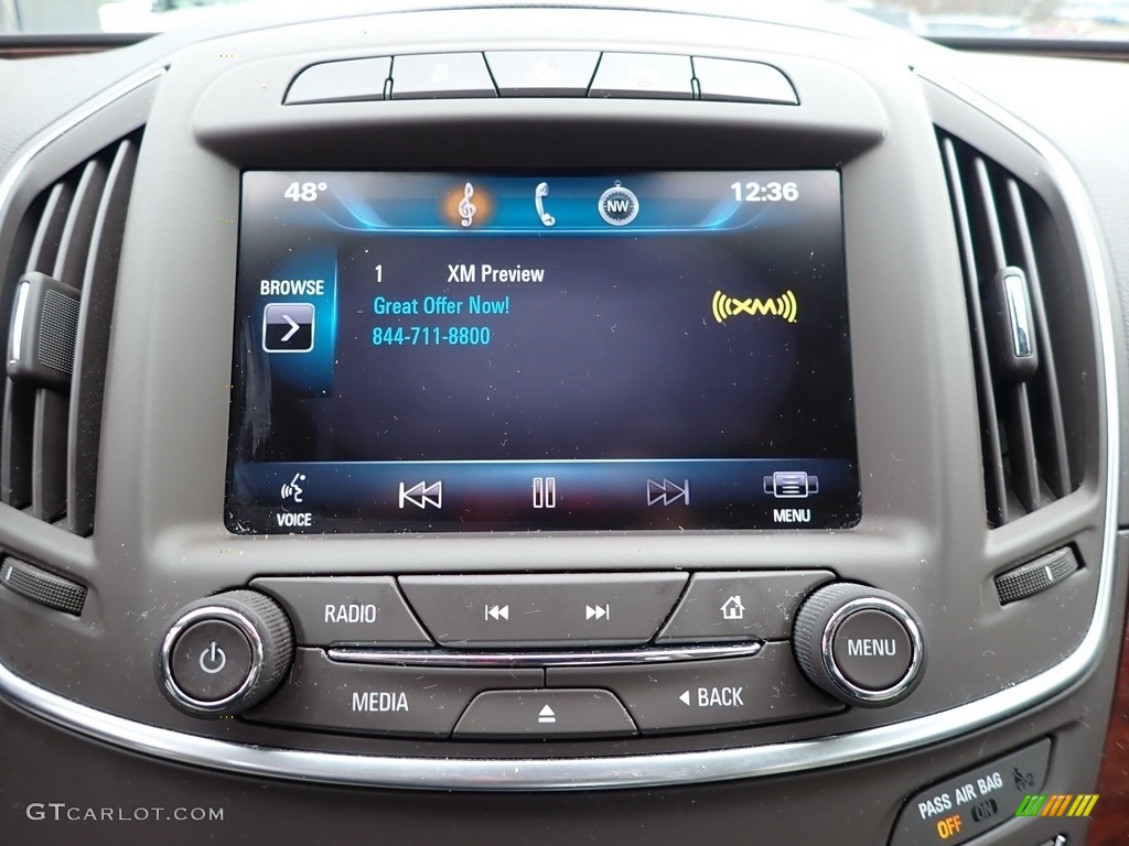 2014 Buick Regal AWD Controls Photo #143514855
