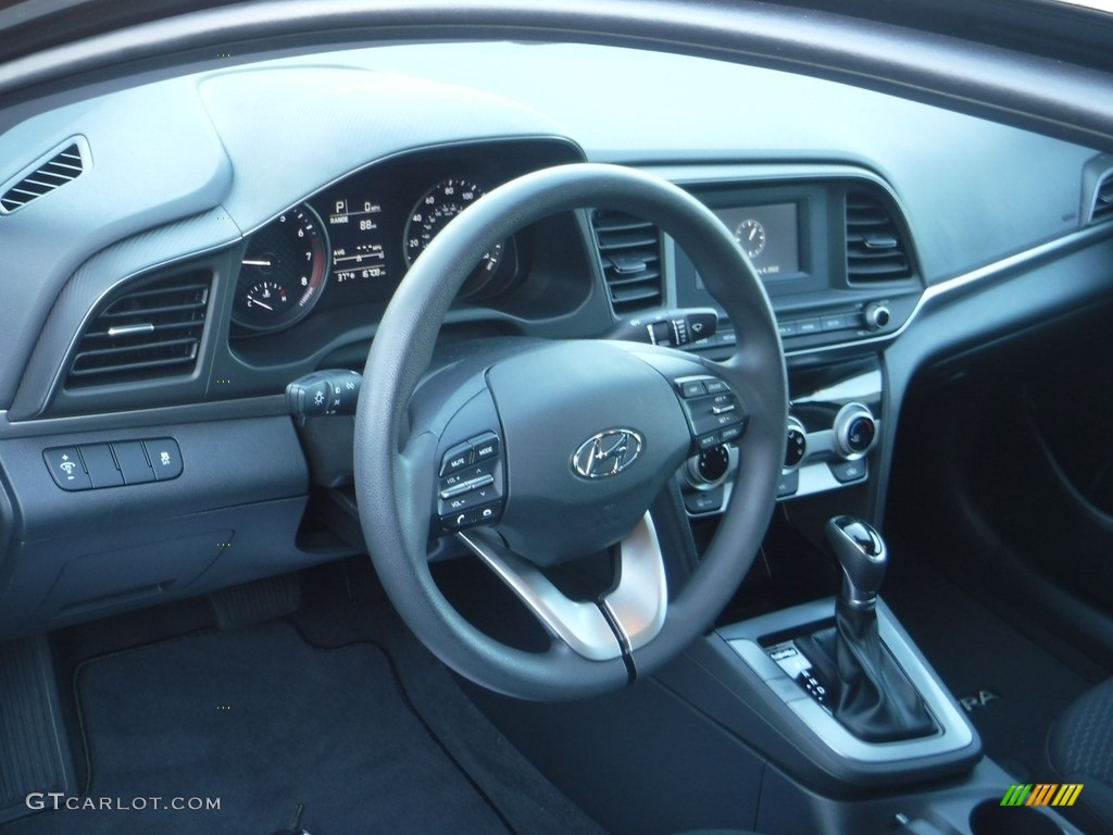 2019 Elantra SE - Phantom Black / Black photo #11