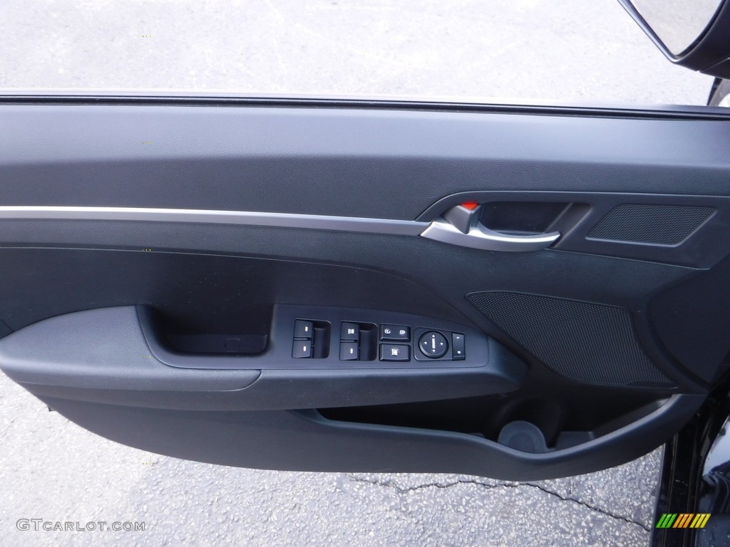 2019 Elantra SE - Phantom Black / Black photo #12