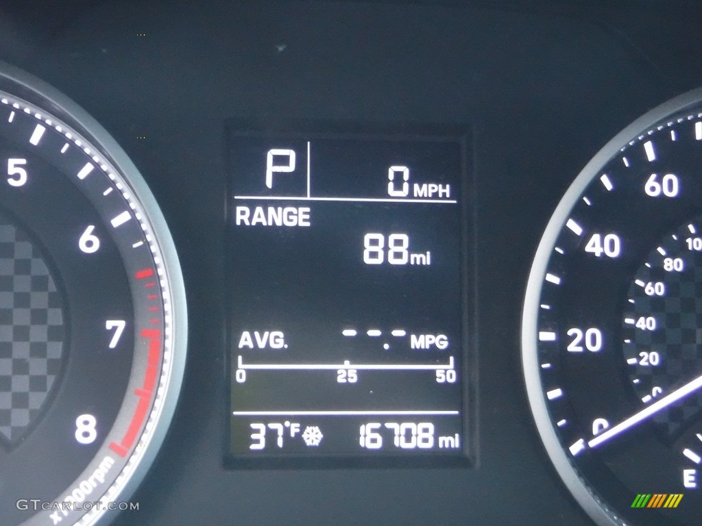 2019 Elantra SE - Phantom Black / Black photo #27