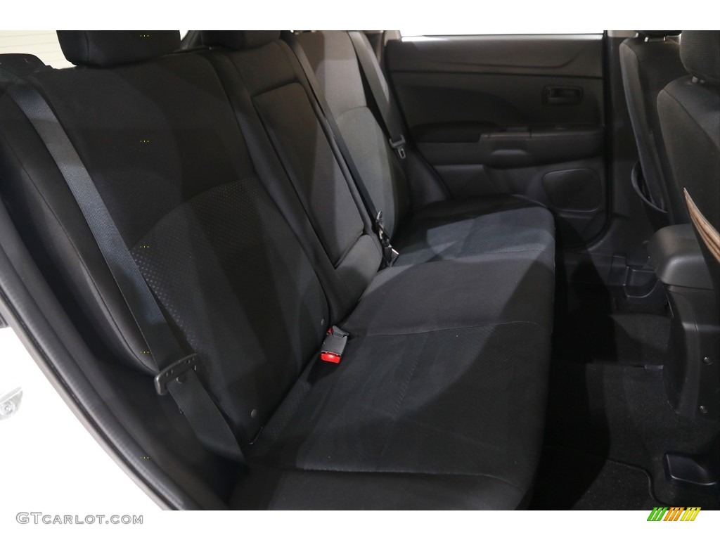 2014 Outlander Sport ES AWD - White Pearl / Black photo #12