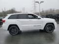 Bright White - Grand Cherokee Laredo 4x4 Photo No. 23