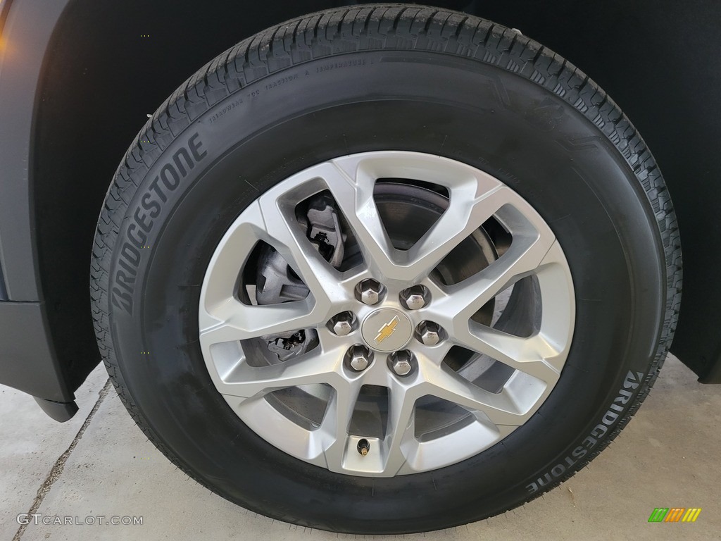 2022 Chevrolet Traverse LS Wheel Photos