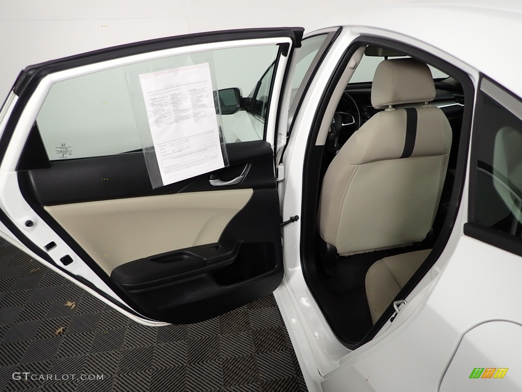 2017 Civic LX Sedan - Taffeta White / Ivory photo #27