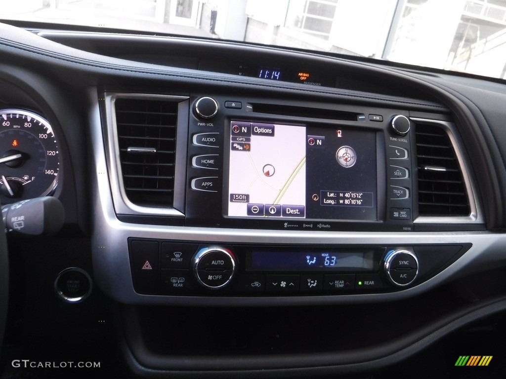 2016 Highlander XLE AWD - Silver Sky Metallic / Black photo #4