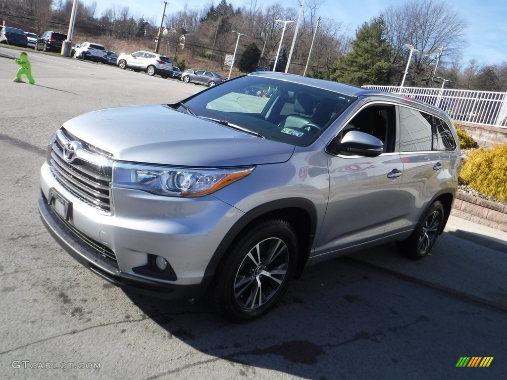 2016 Highlander XLE AWD - Silver Sky Metallic / Black photo #11