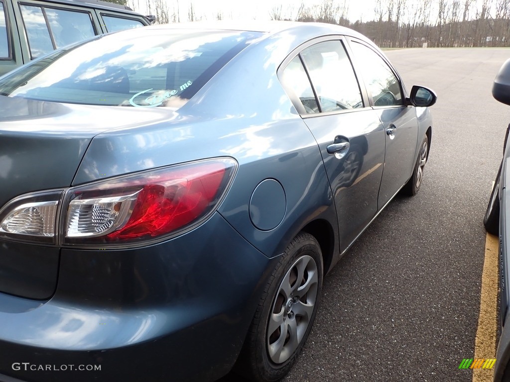 2011 MAZDA3 i Sport 4 Door - Gunmetal Blue Mica / Black photo #6