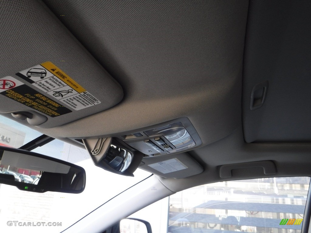 2016 Highlander XLE AWD - Silver Sky Metallic / Black photo #26