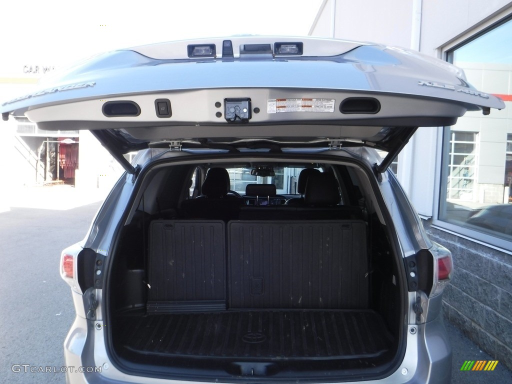 2016 Highlander XLE AWD - Silver Sky Metallic / Black photo #30