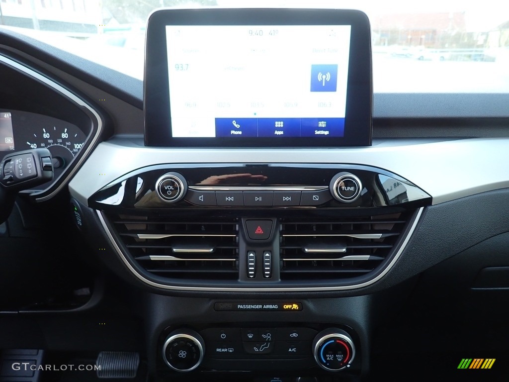 2021 Ford Escape SE 4WD Controls Photo #143526952