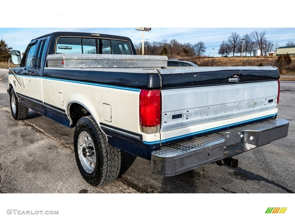 Deep Shadow Blue Metallic 1988 Ford F250 XLT Lariat SuperCab Exterior Photo #143527090
