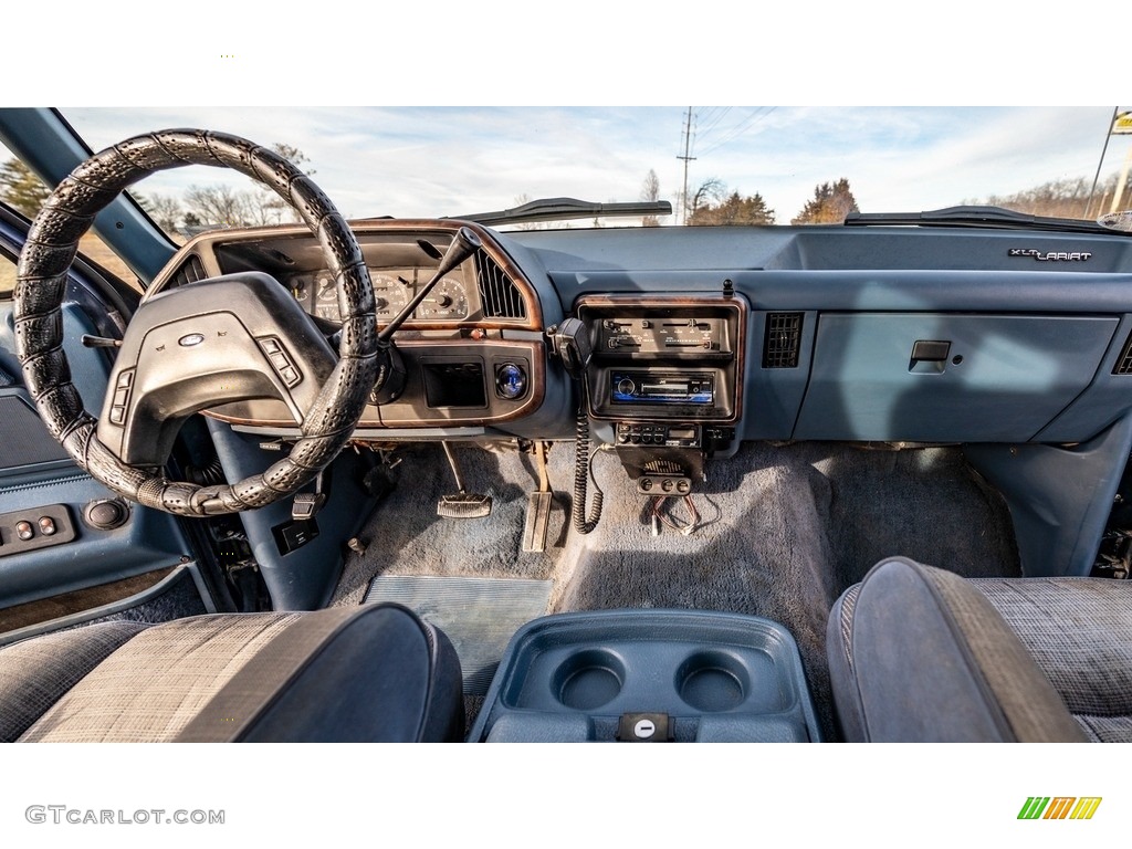 1988 Ford F250 XLT Lariat SuperCab Dashboard Photos