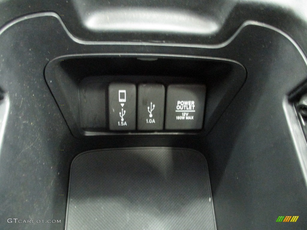 2018 CR-V Touring AWD - White Diamond Pearl / Black photo #43