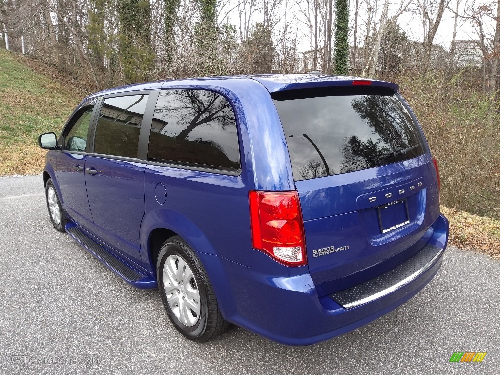 2020 Grand Caravan SE - Indigo Blue / Black/Light Graystone photo #10