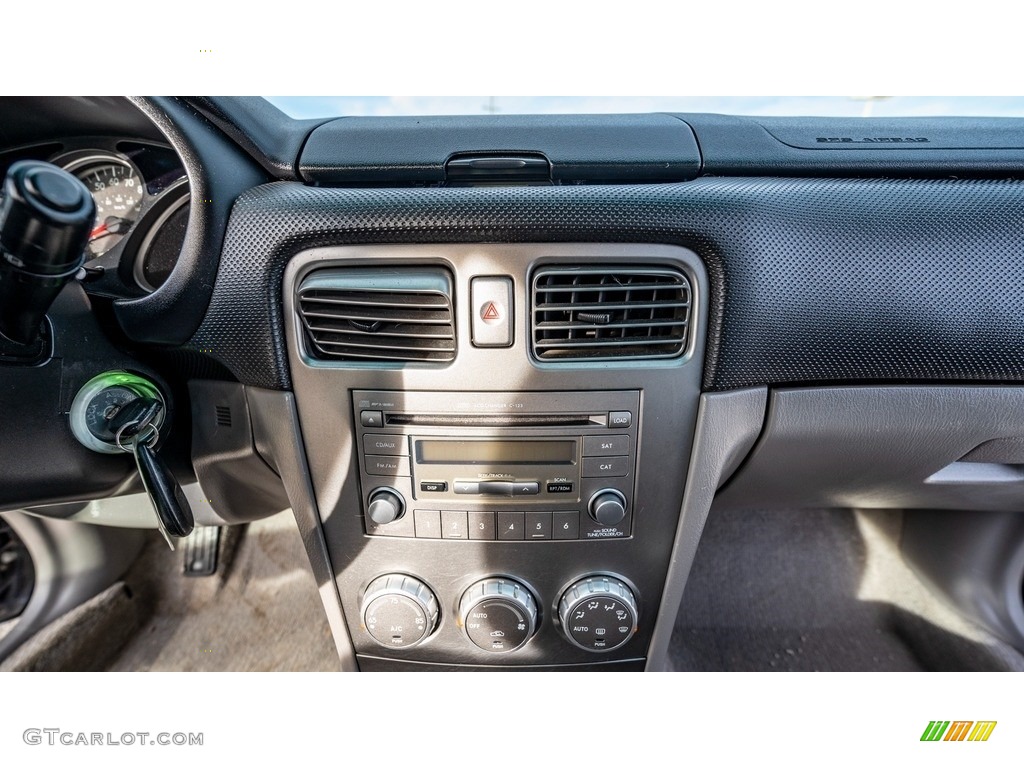 2008 Forester 2.5 X - Obsidian Black Pearl / Graphite Gray photo #27