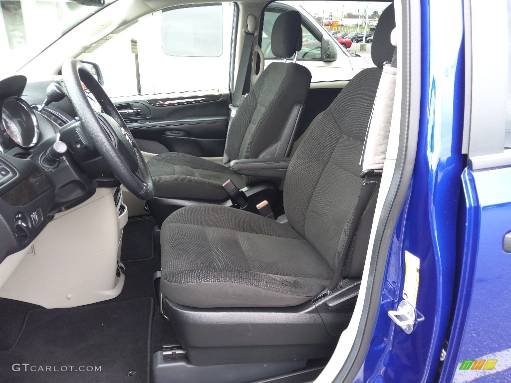 2020 Grand Caravan SE - Indigo Blue / Black/Light Graystone photo #12