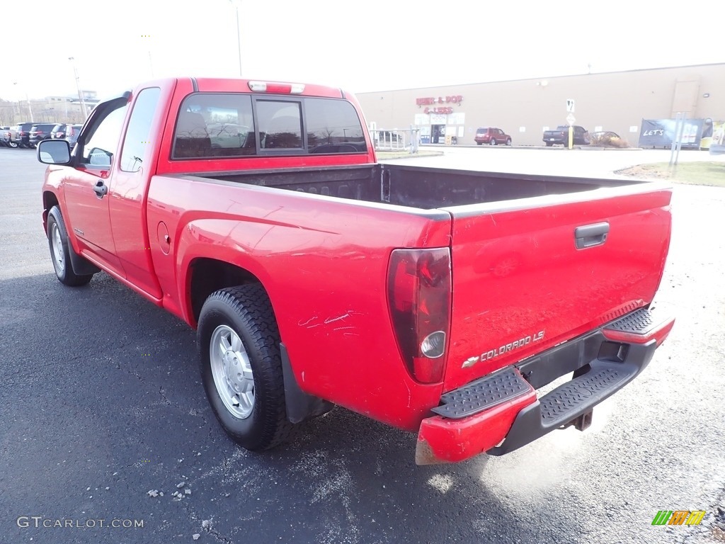 2005 Colorado LS Extended Cab - Victory Red / Very Dark Pewter photo #3