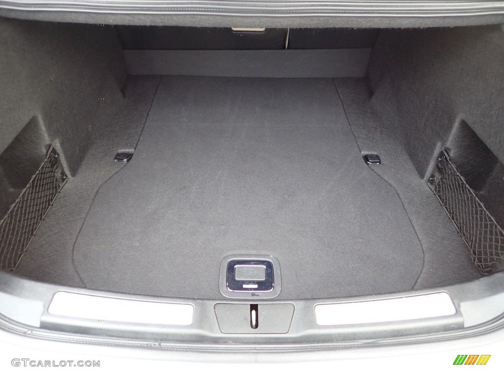 2017 Lincoln Continental Premier AWD Trunk Photos