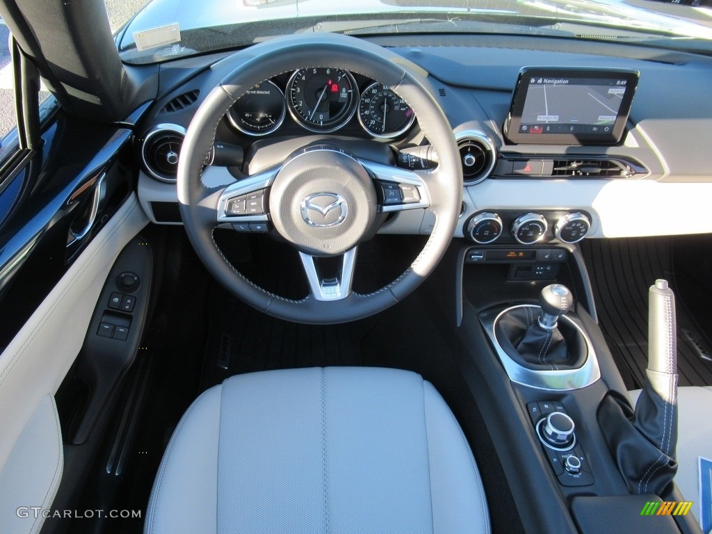 2021 Mazda MX-5 Miata RF Grand Touring White Dashboard Photo #143533260