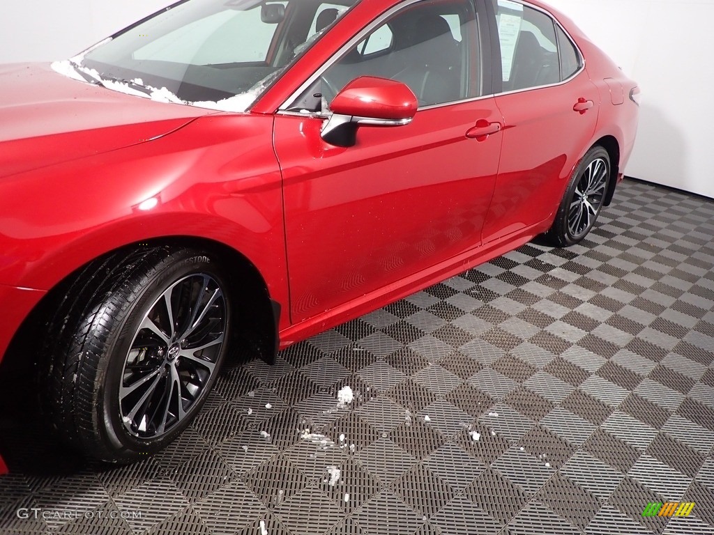 2019 Camry SE - Supersonic Red / Black photo #11