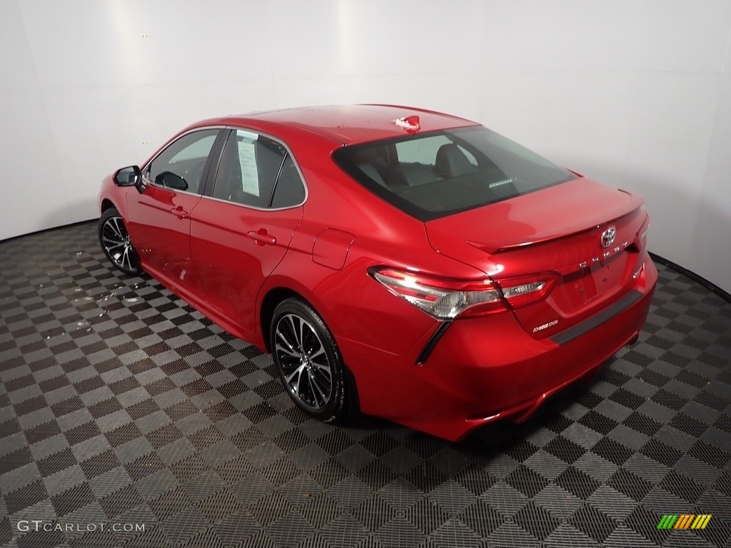 2019 Camry SE - Supersonic Red / Black photo #13