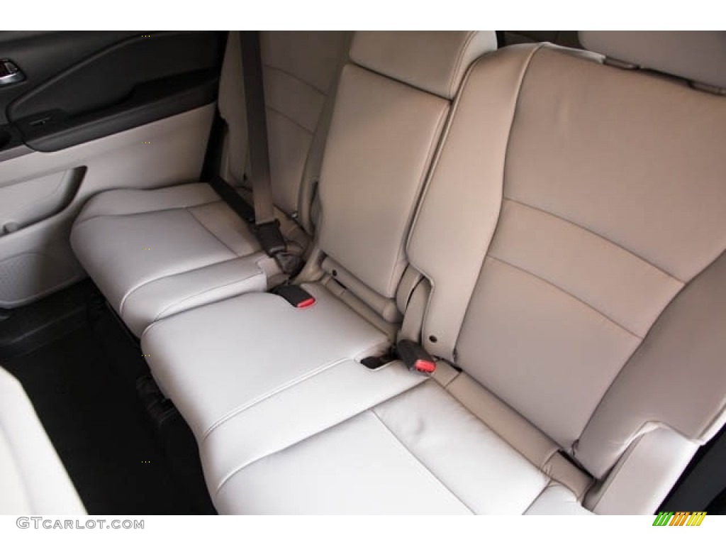 2022 Honda Pilot Special Edition Rear Seat Photo #143535111