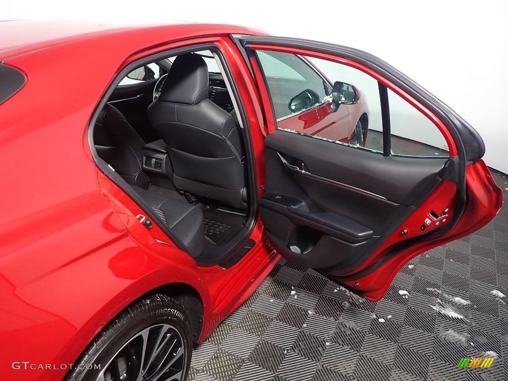 2019 Camry SE - Supersonic Red / Black photo #37