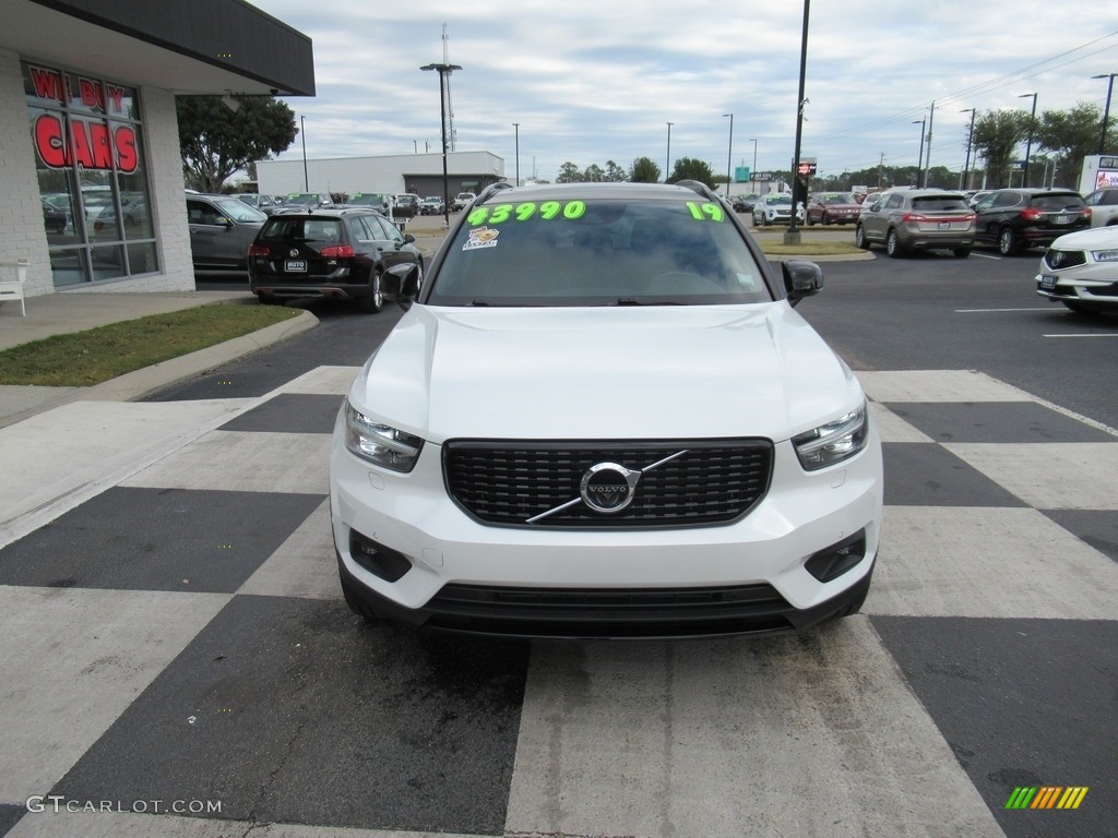 2019 XC40 T5 R-Design AWD - Crystal White Metallic / Charcoal photo #2