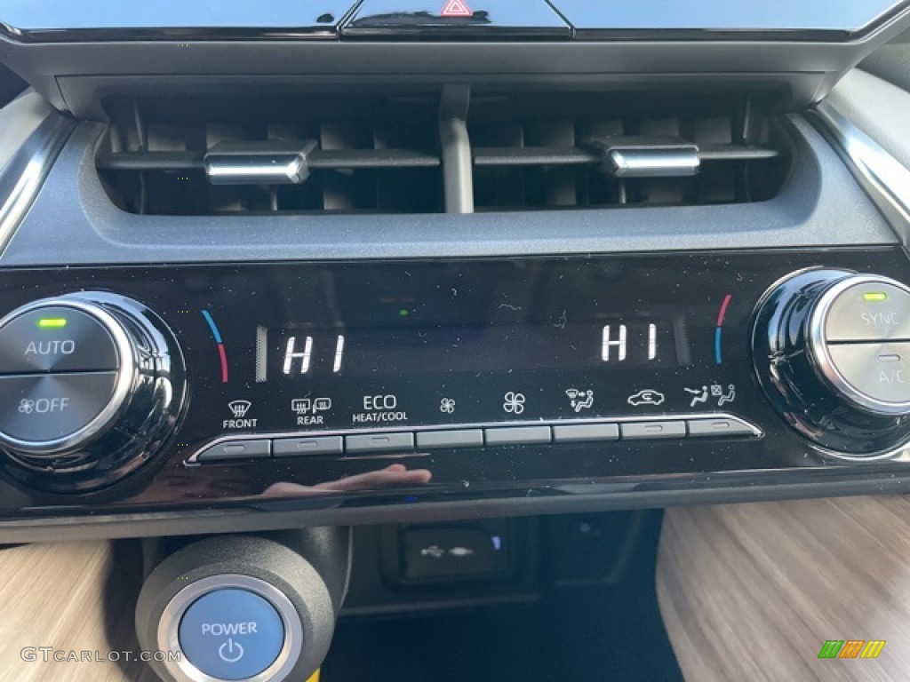 2021 Toyota Venza Hybrid XLE AWD Controls Photo #143537250