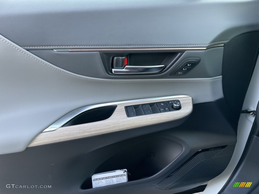 2021 Venza Hybrid XLE AWD - Blizzard White Pearl / Boulder photo #21