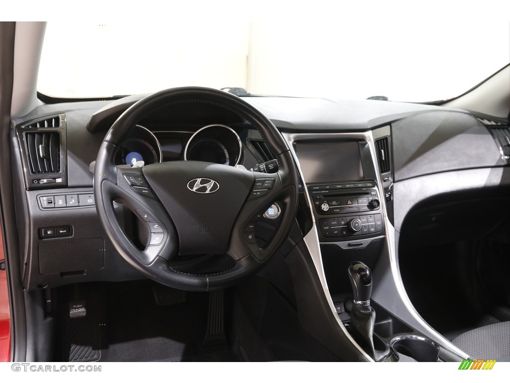 2014 Sonata SE - Venetian Red / Black photo #6