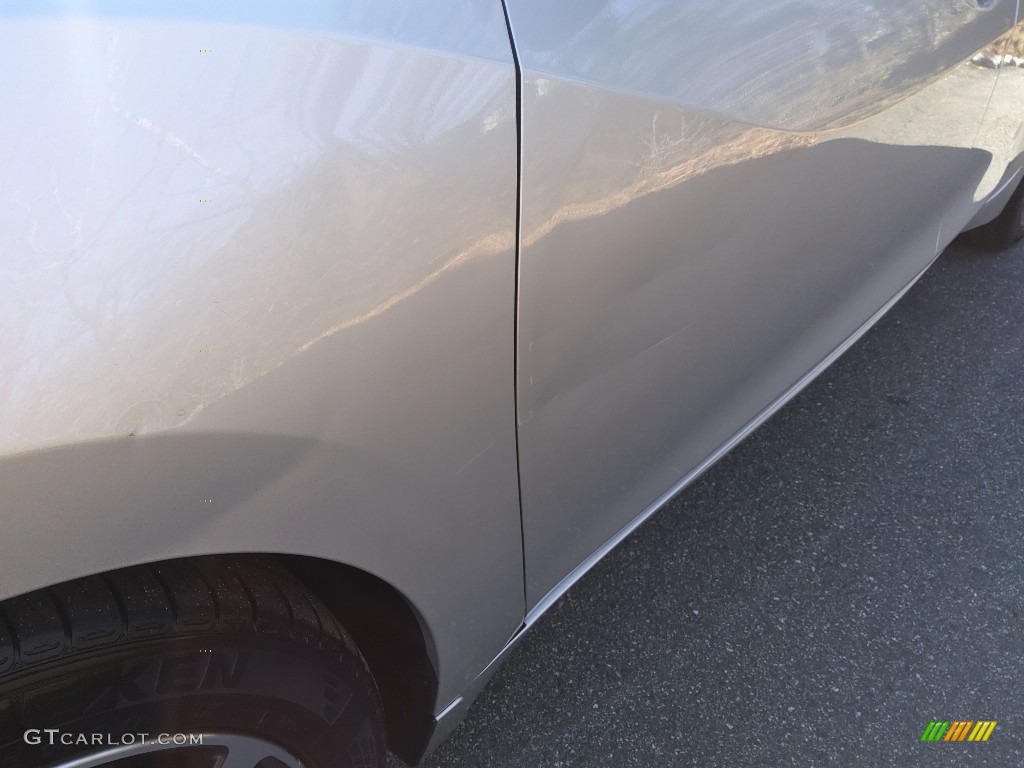 2017 Maxima SV - Brilliant Silver / Charcoal photo #10