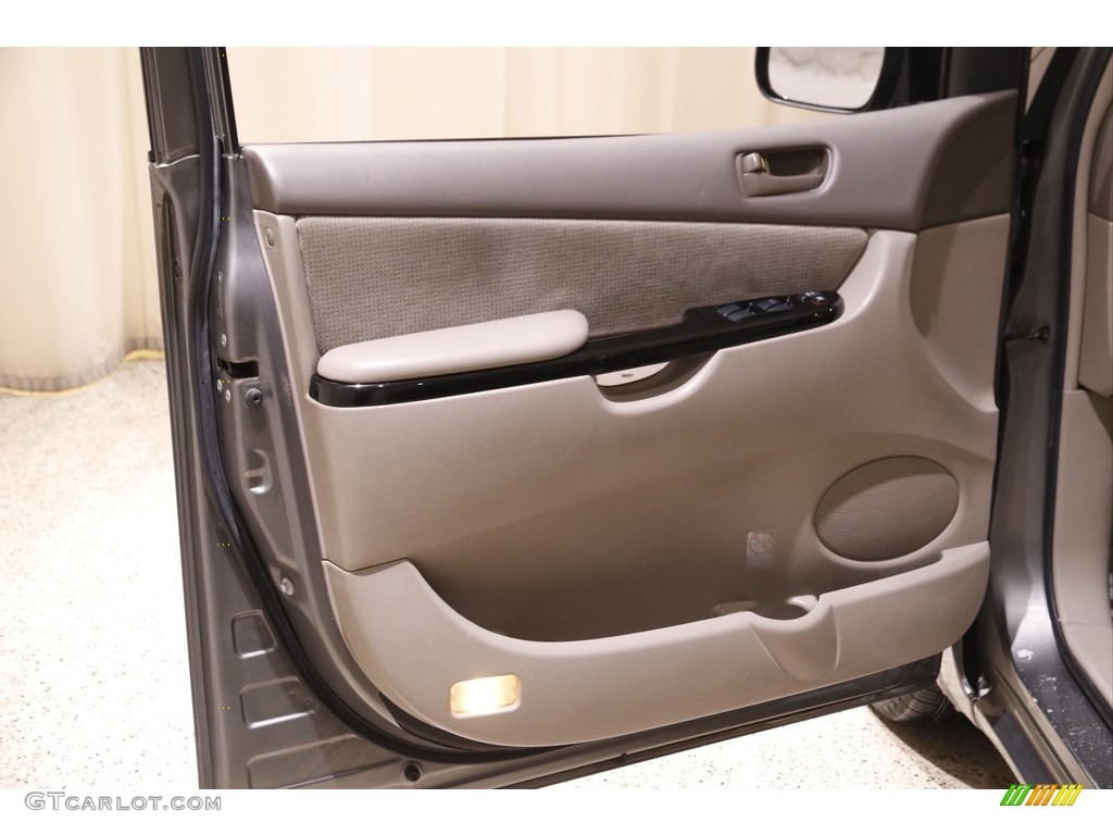 2005 Sienna LE - Phantom Gray Pearl / Taupe photo #4