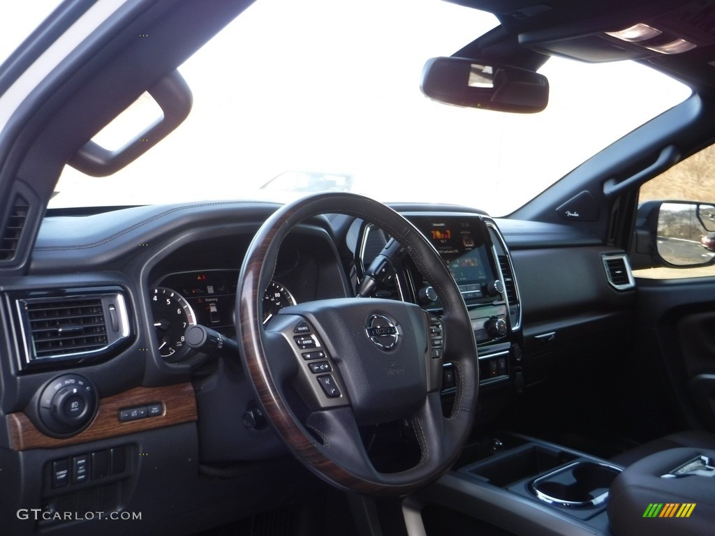 2021 Nissan Titan Platinum Crew Cab 4x4 Dashboard Photos
