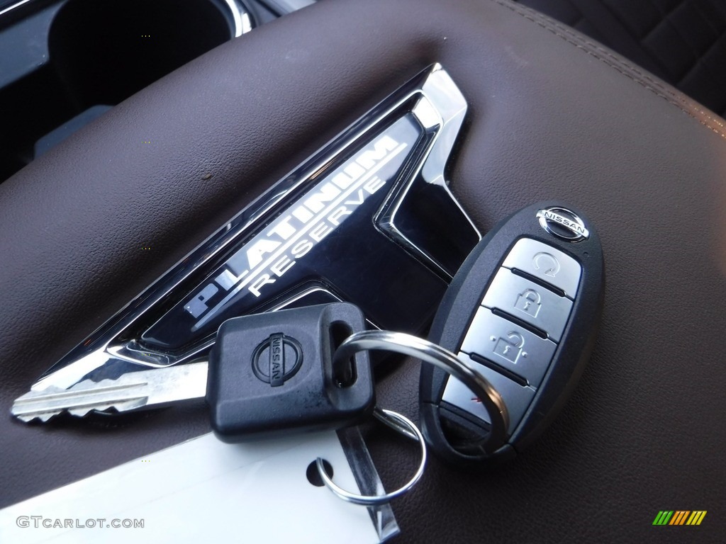 2021 Nissan Titan Platinum Crew Cab 4x4 Keys Photo #143547546