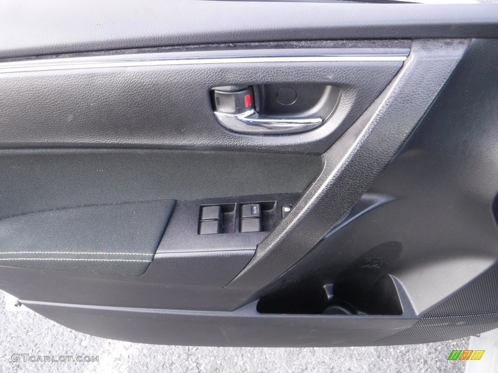 2019 Corolla LE - Falcon Gray metallic / Ash/Dark Gray photo #10