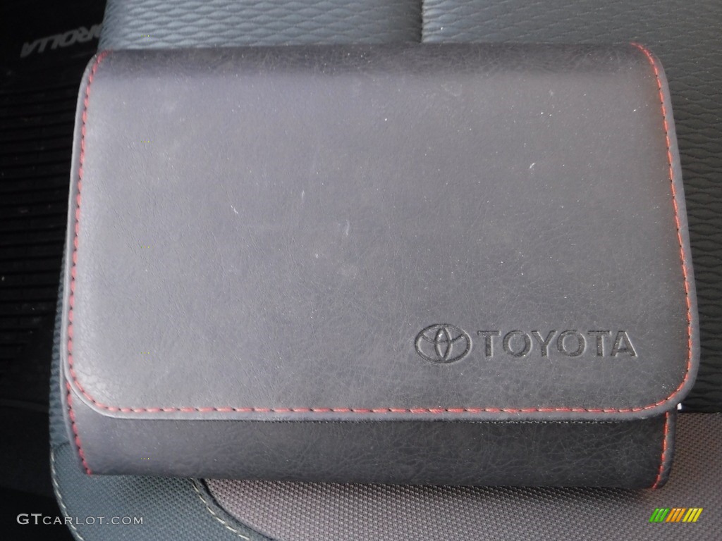 2019 Corolla LE - Falcon Gray metallic / Ash/Dark Gray photo #25
