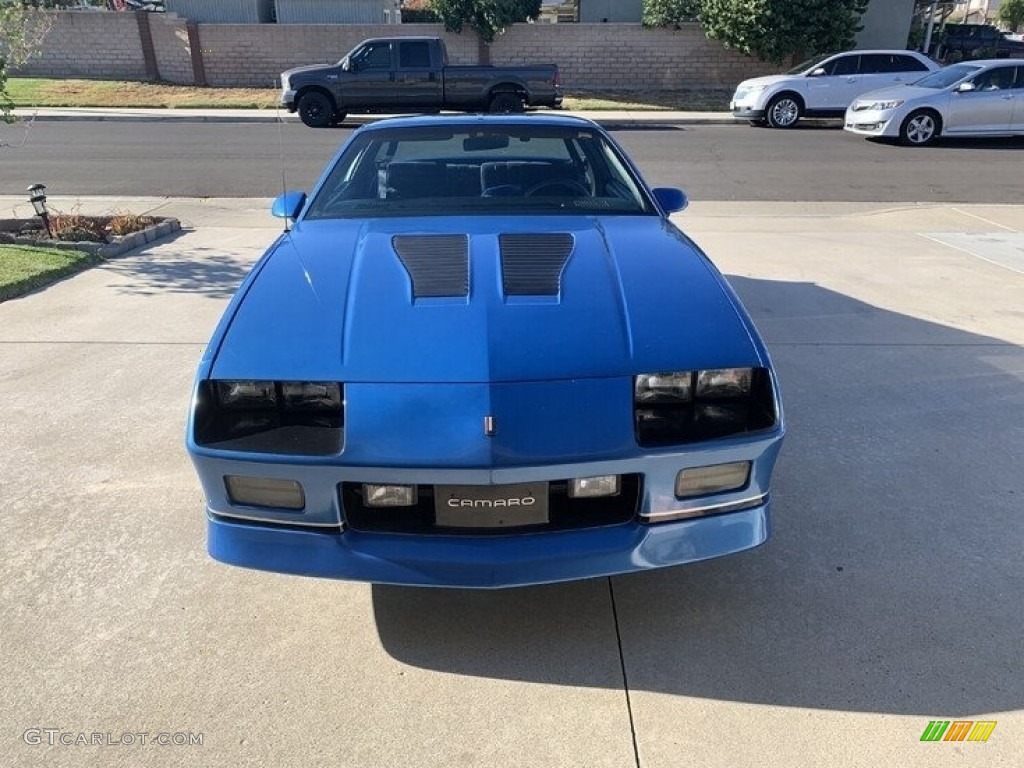 1985 Camaro IROC-Z - Bright Blue Metallic / Gray photo #8